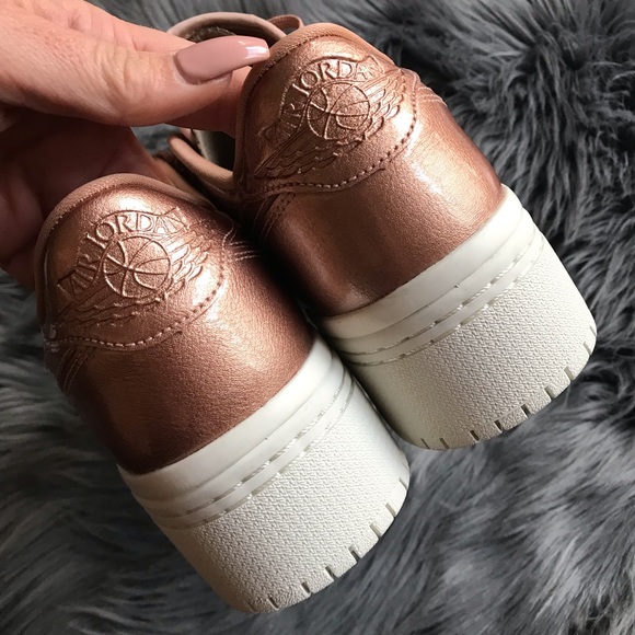 NEW ✨ NIKE WOMENS AIR JORDAN LOW • LIFTED SZ 10 - Picture 3 of 8